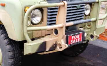 Land-Rover-Defender-1989-Pickup-Truck-9