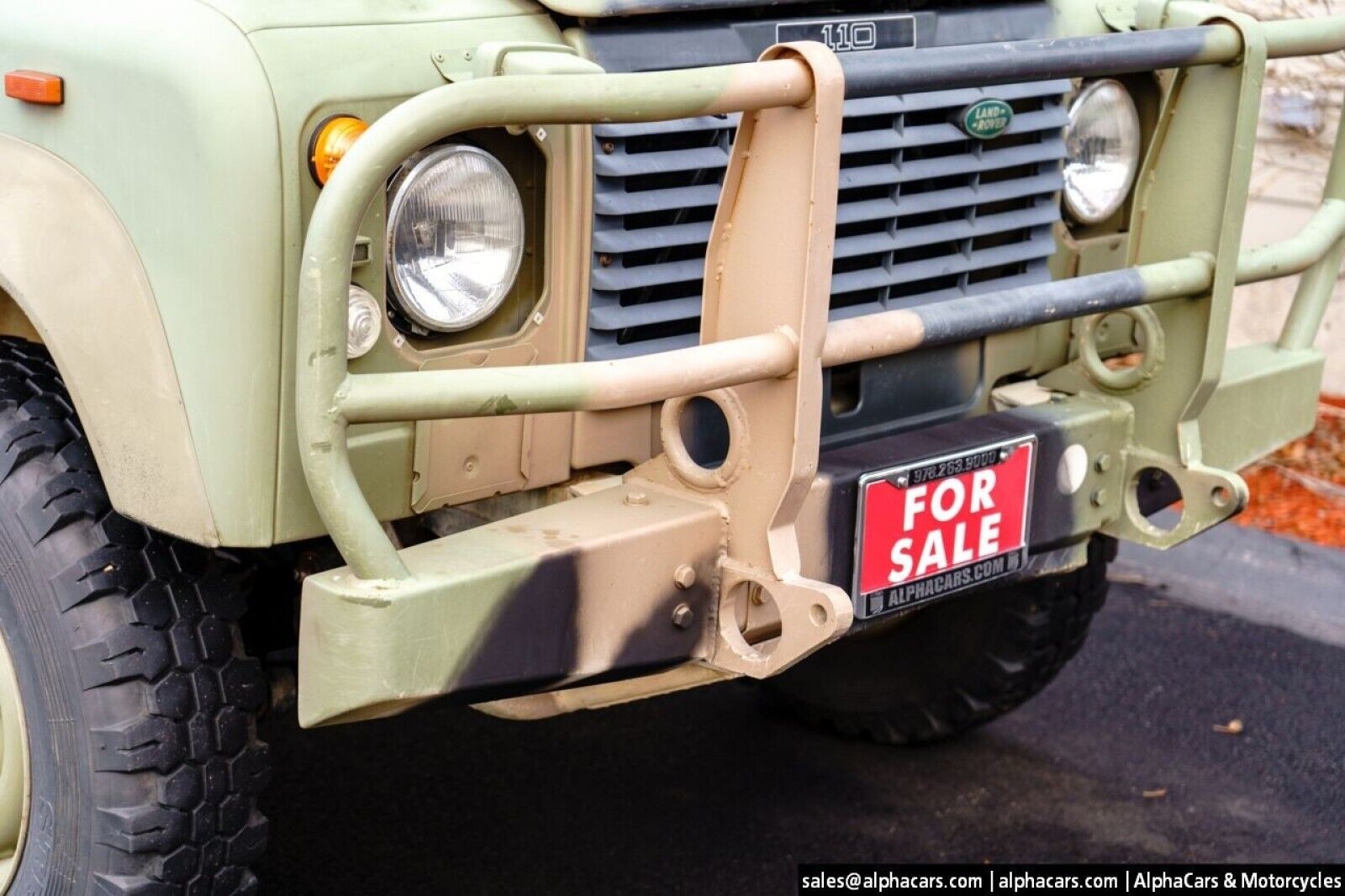 Land-Rover-Defender-1989-Pickup-Truck-9