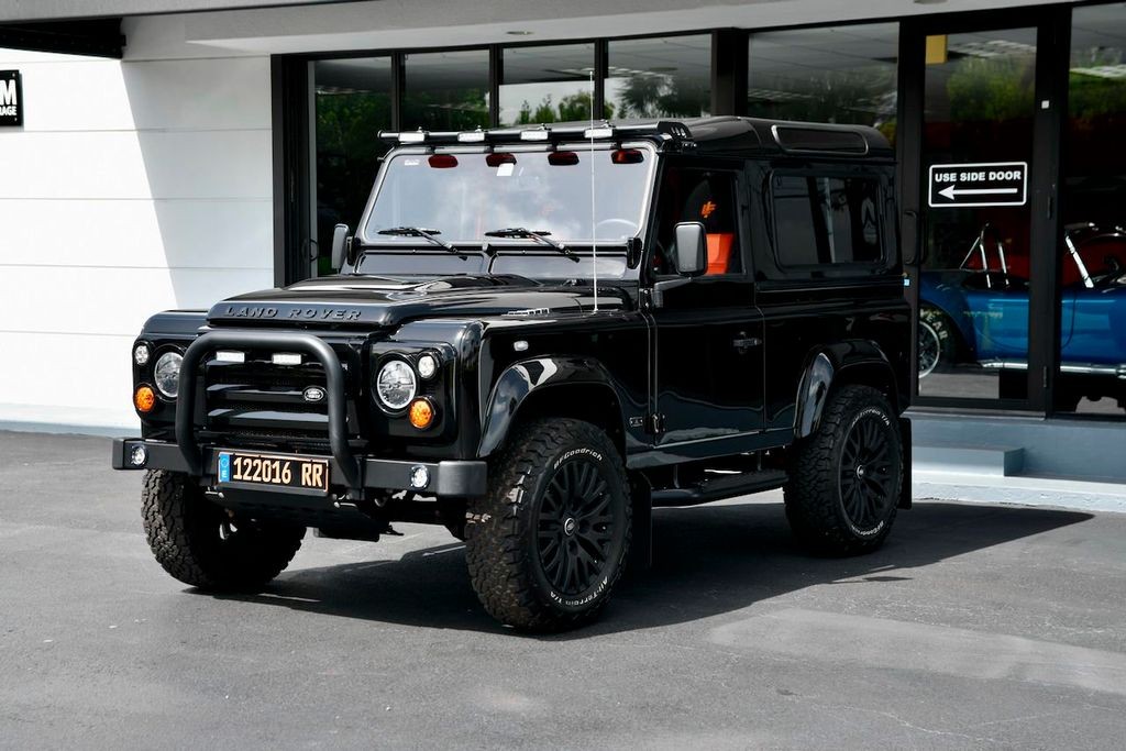 Land-Rover-Defender-1989-SUV-7