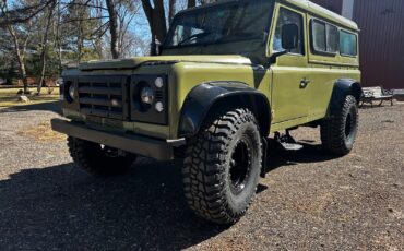Land-Rover-Defender-1990-11