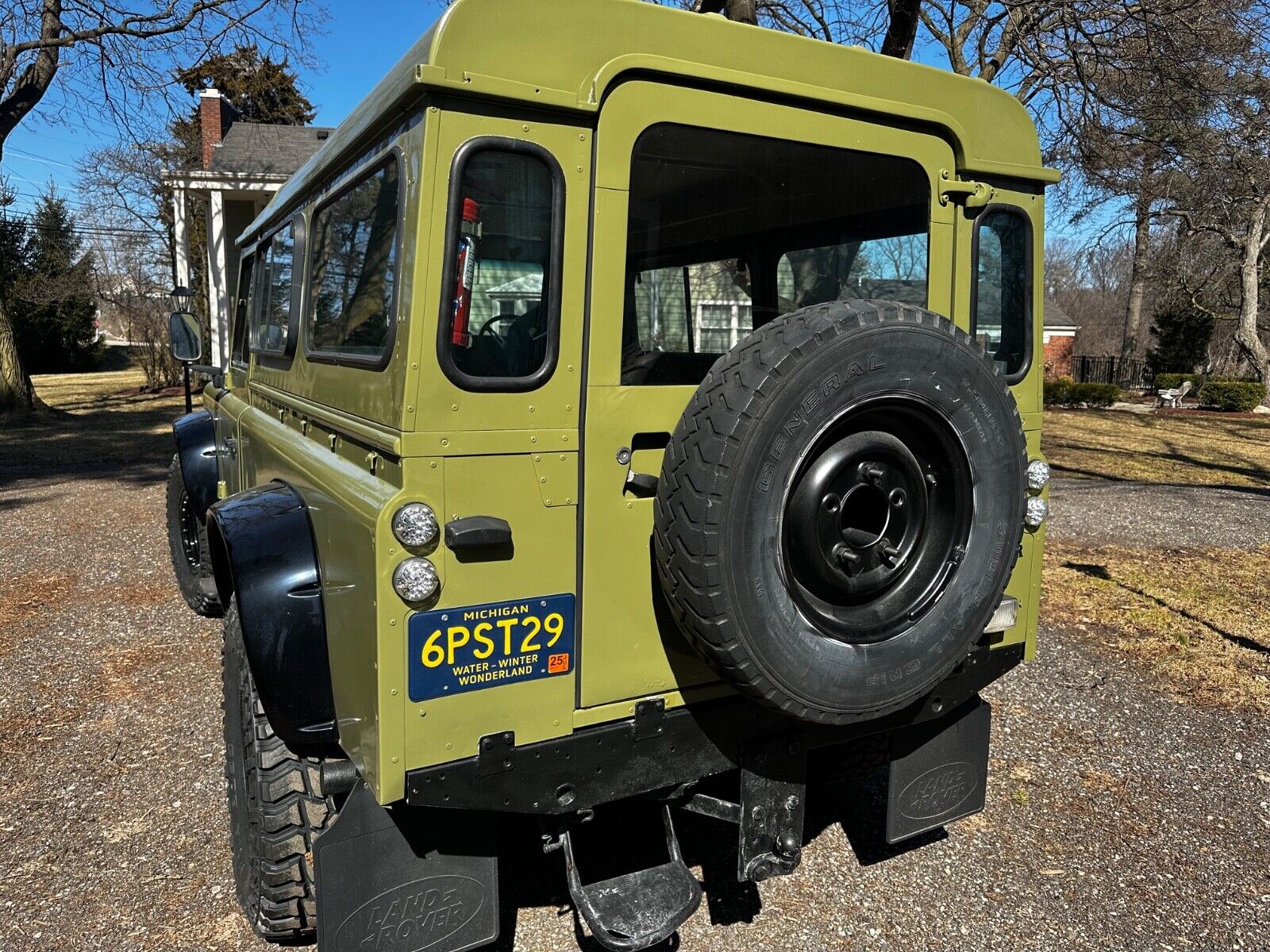 Land-Rover-Defender-1990-15
