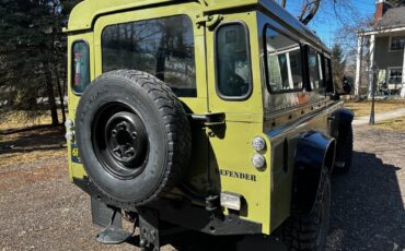 Land-Rover-Defender-1990-16