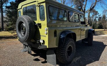 Land-Rover-Defender-1990-2