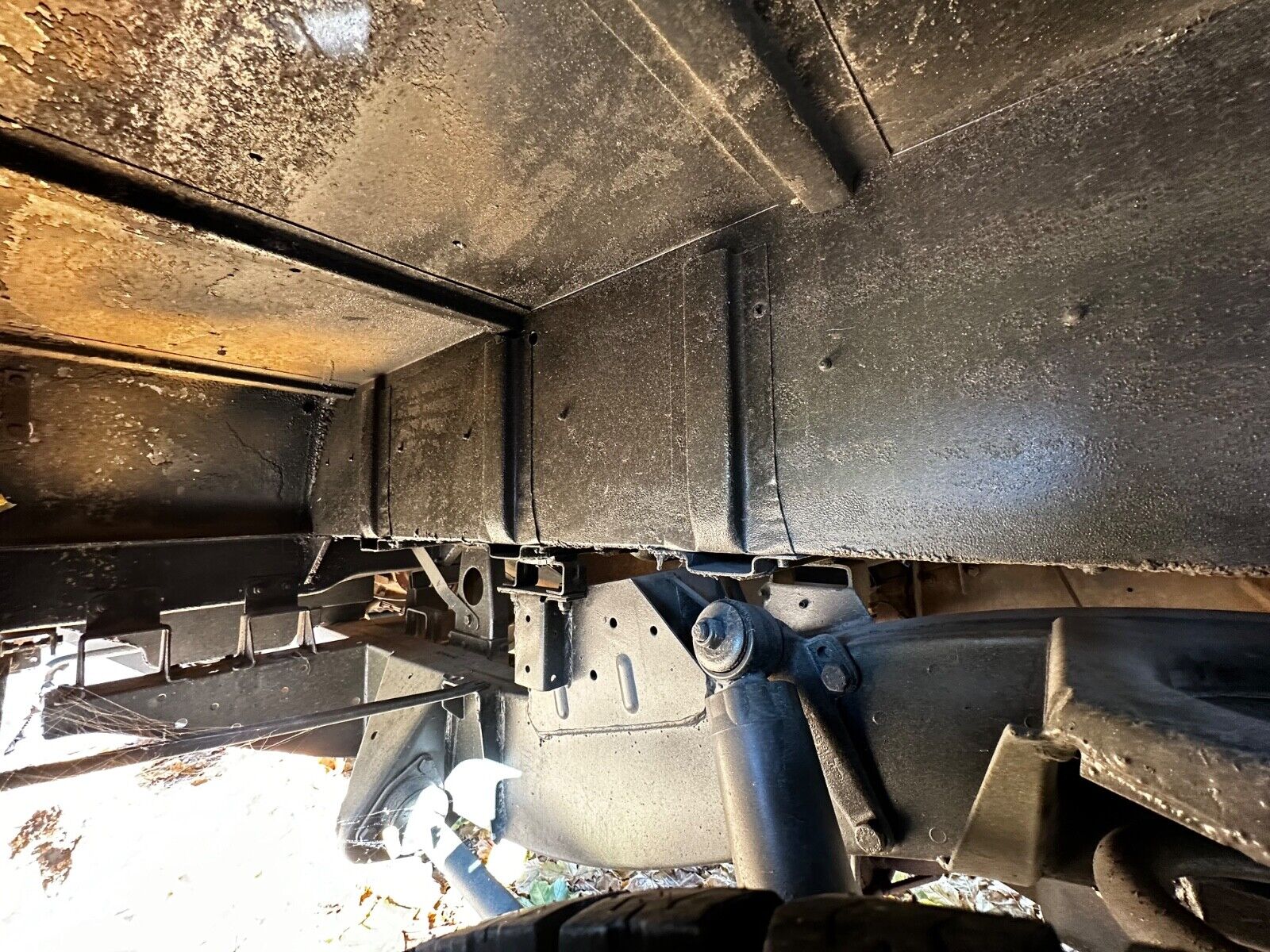 Land-Rover-Defender-1990-35