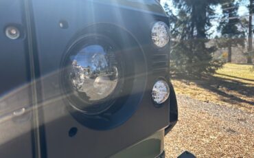 Land-Rover-Defender-1990-8