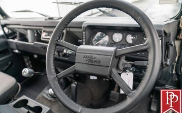Land-Rover-Defender-1990-SUV-12
