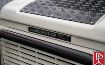 Land-Rover-Defender-1990-SUV-2