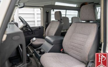 Land-Rover-Defender-1990-SUV-21