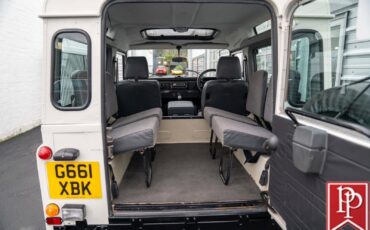 Land-Rover-Defender-1990-SUV-23