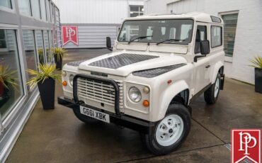 Land-Rover-Defender-1990-SUV-3