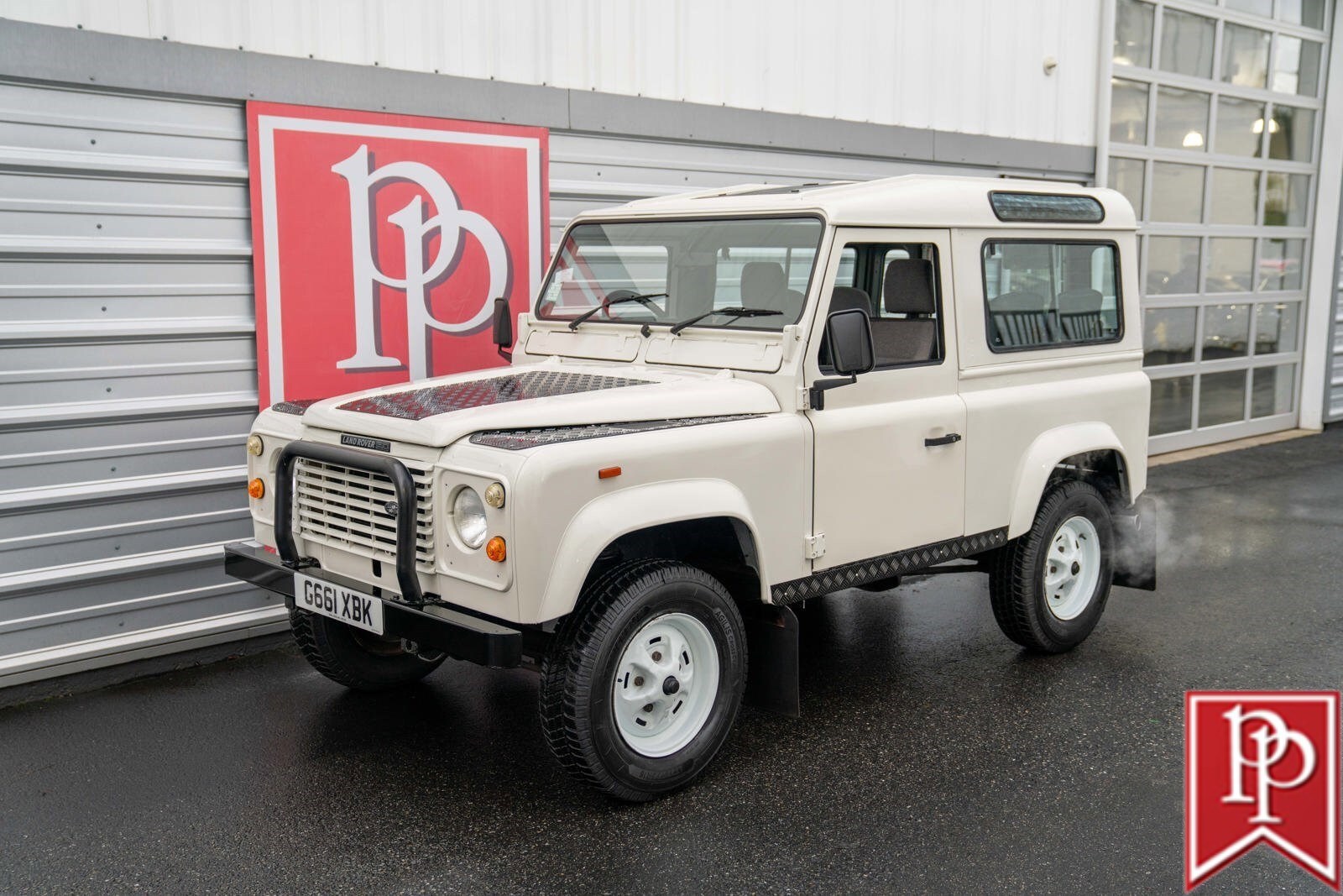 Land-Rover-Defender-1990-SUV-30