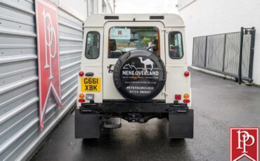 Land-Rover-Defender-1990-SUV-33