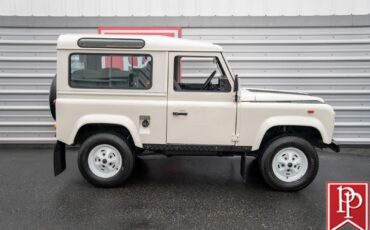Land-Rover-Defender-1990-SUV-35