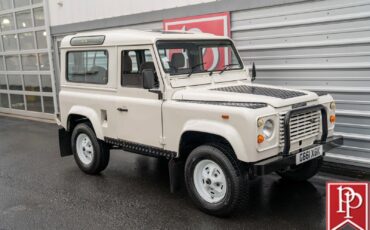 Land-Rover-Defender-1990-SUV-36