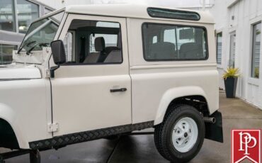 Land-Rover-Defender-1990-SUV-5