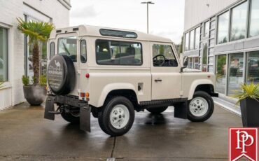Land-Rover-Defender-1990-SUV-7
