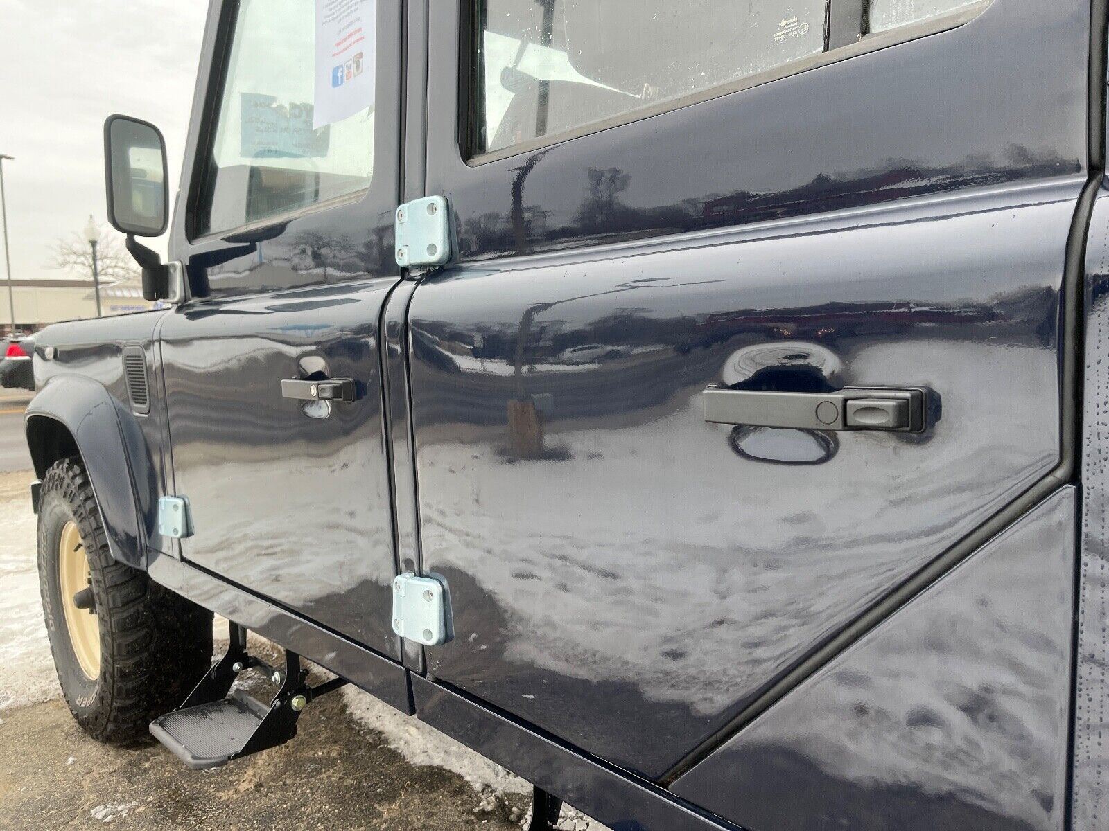 Land-Rover-Defender-1991-Crew-Cab-Pickup-12