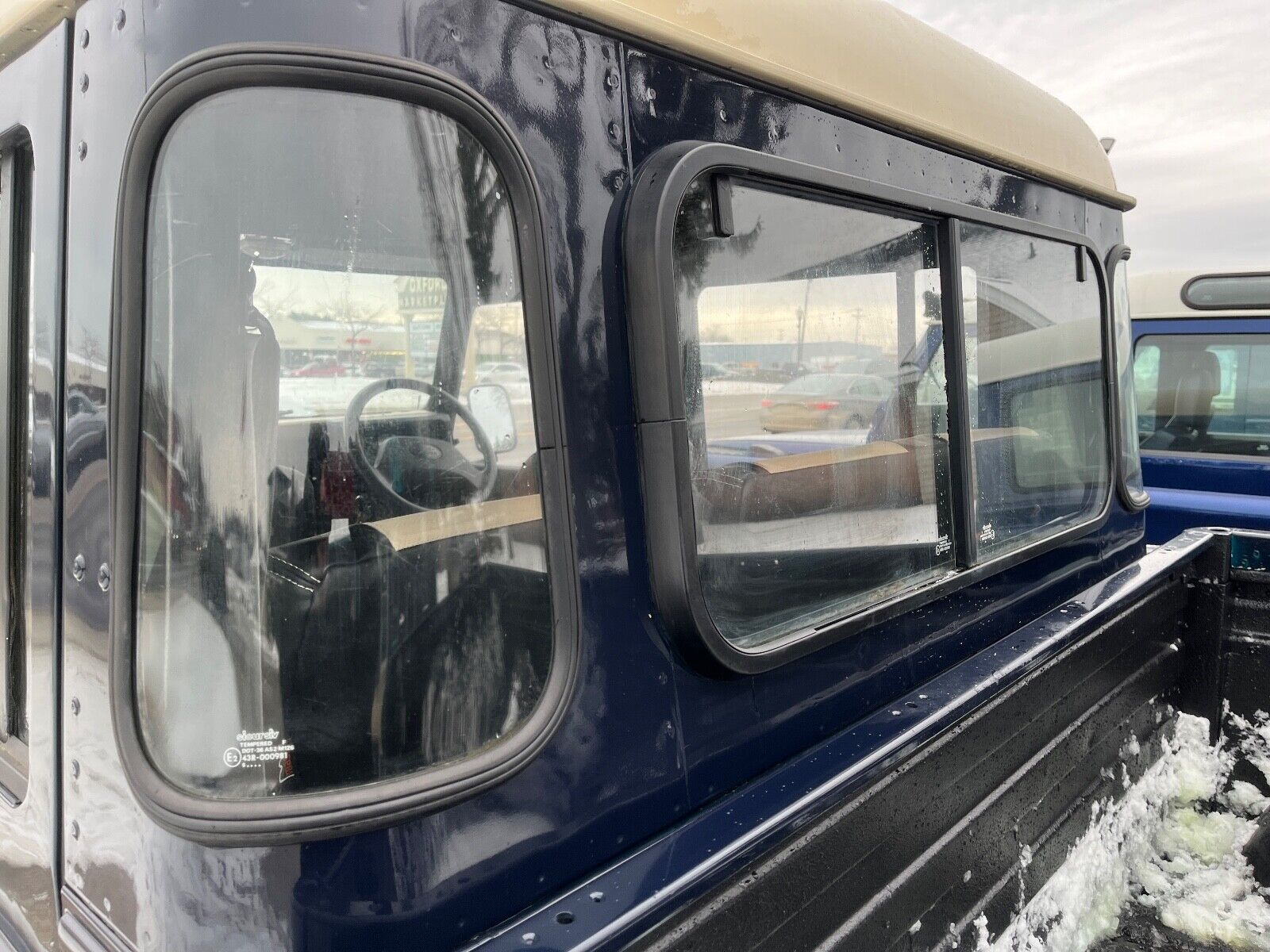 Land-Rover-Defender-1991-Crew-Cab-Pickup-16