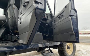 Land-Rover-Defender-1991-Crew-Cab-Pickup-17