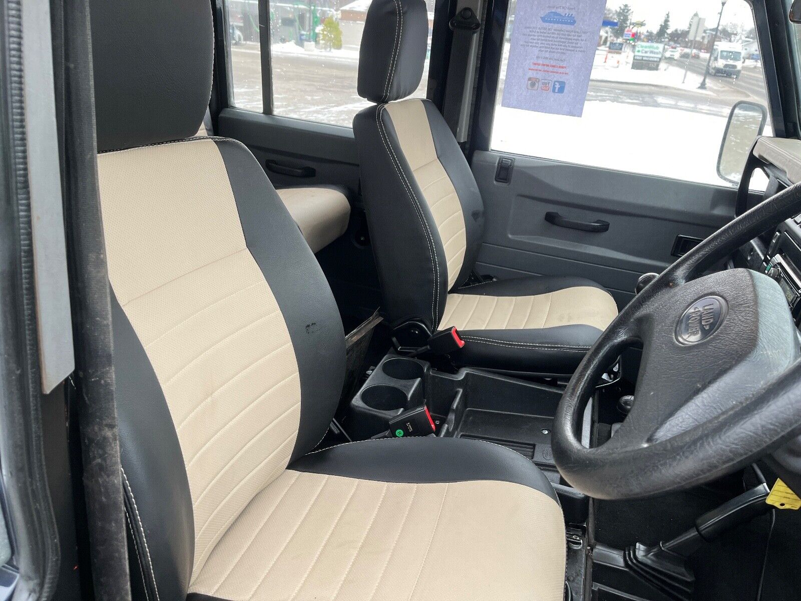 Land-Rover-Defender-1991-Crew-Cab-Pickup-22