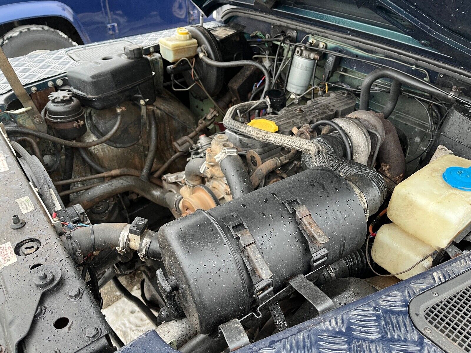 Land-Rover-Defender-1991-Crew-Cab-Pickup-39