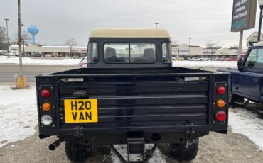 Land-Rover-Defender-1991-Crew-Cab-Pickup-6