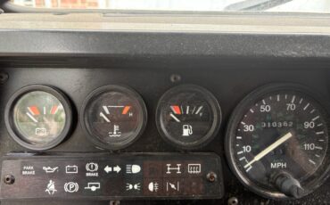 Land-Rover-Defender-1993-33