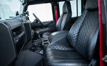 Land-Rover-Defender-1993-SUV-25