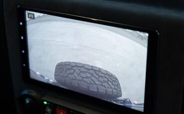 Land-Rover-Defender-1993-SUV-37