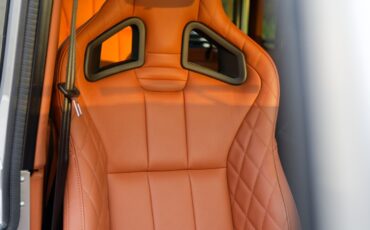 Land-Rover-Defender-1994-16