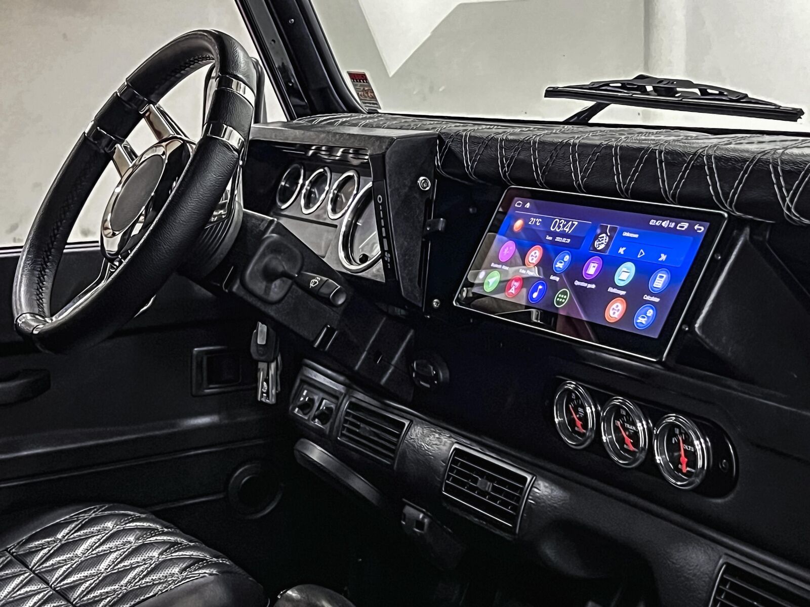 Land-Rover-Defender-1994-18