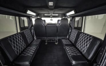 Land-Rover-Defender-1994-27