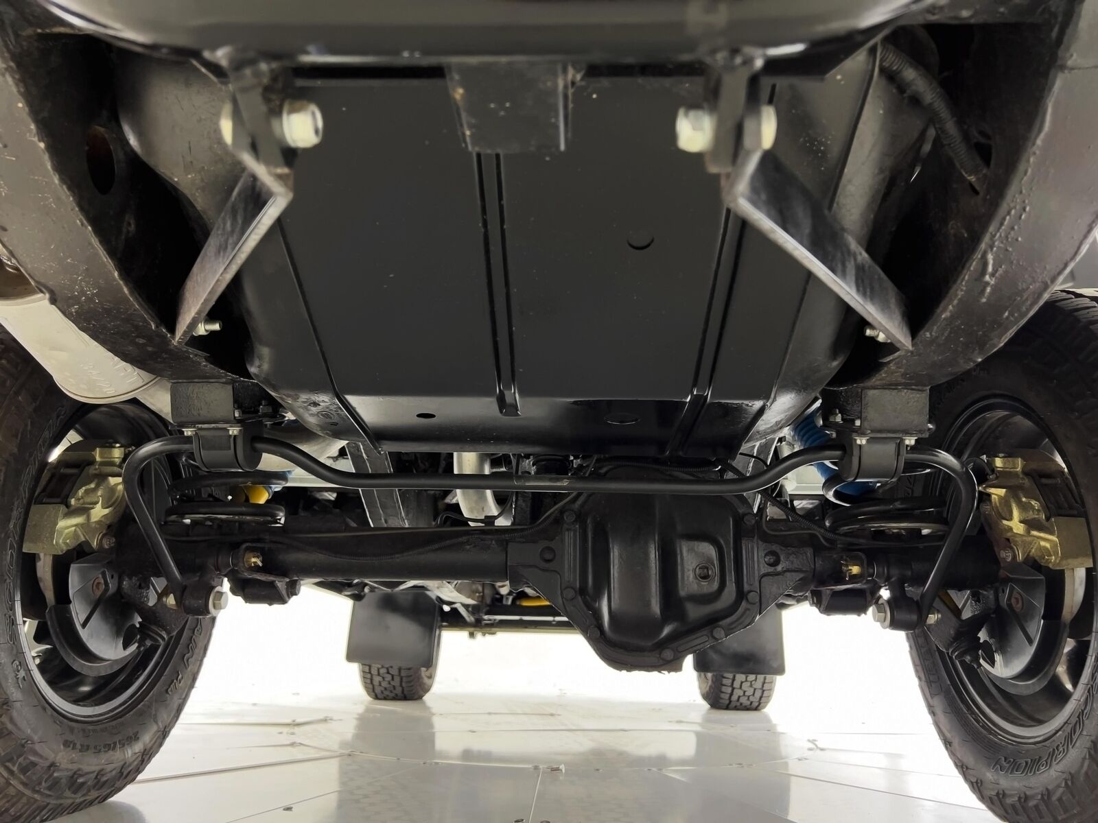 Land-Rover-Defender-1994-28