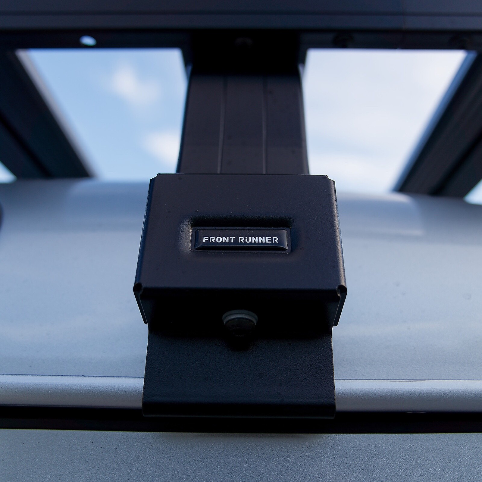 Land-Rover-Defender-1994-29