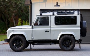 Land-Rover-Defender-1994-3