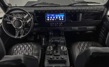 Land-Rover-Defender-1994-8