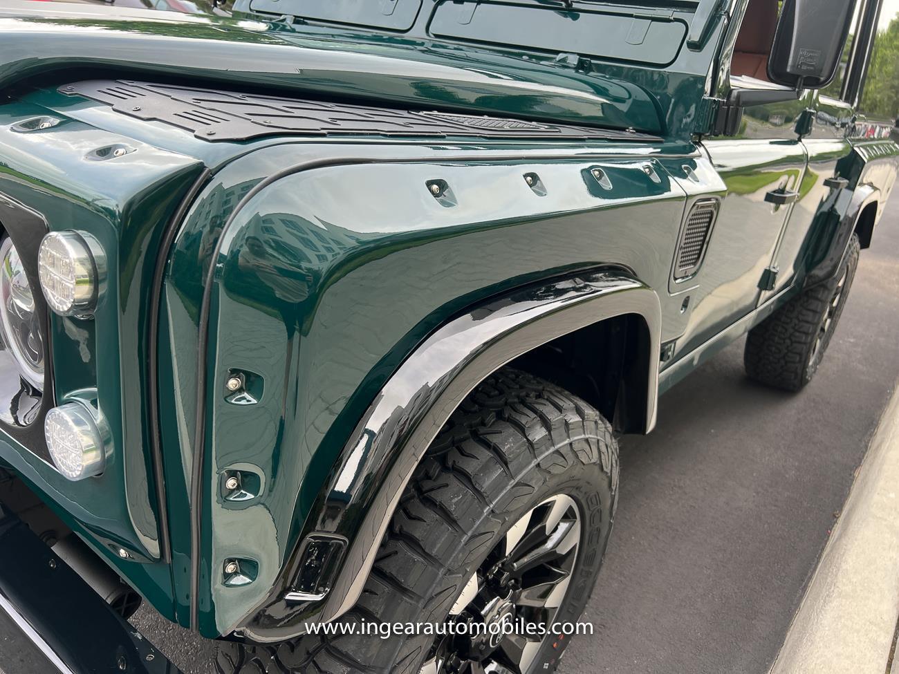 Land-Rover-Defender-1994-SUV-17