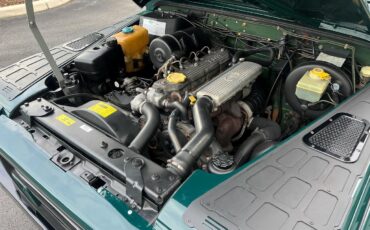Land-Rover-Defender-1994-SUV-2