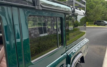 Land-Rover-Defender-1994-SUV-24