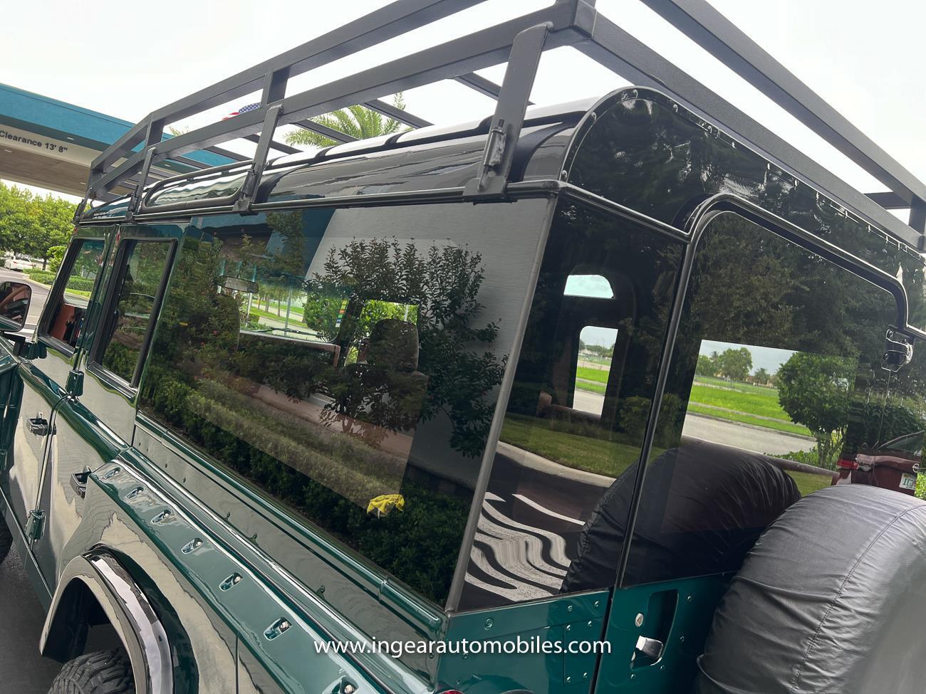 Land-Rover-Defender-1994-SUV-29