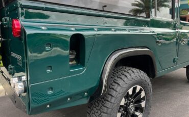 Land-Rover-Defender-1994-SUV-33