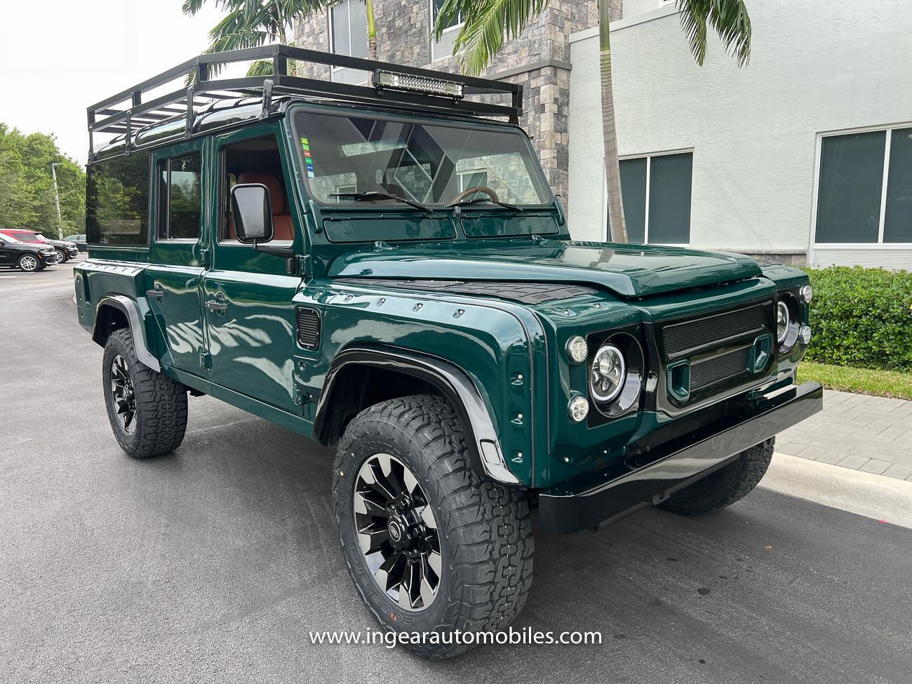 Land-Rover-Defender-1994-SUV
