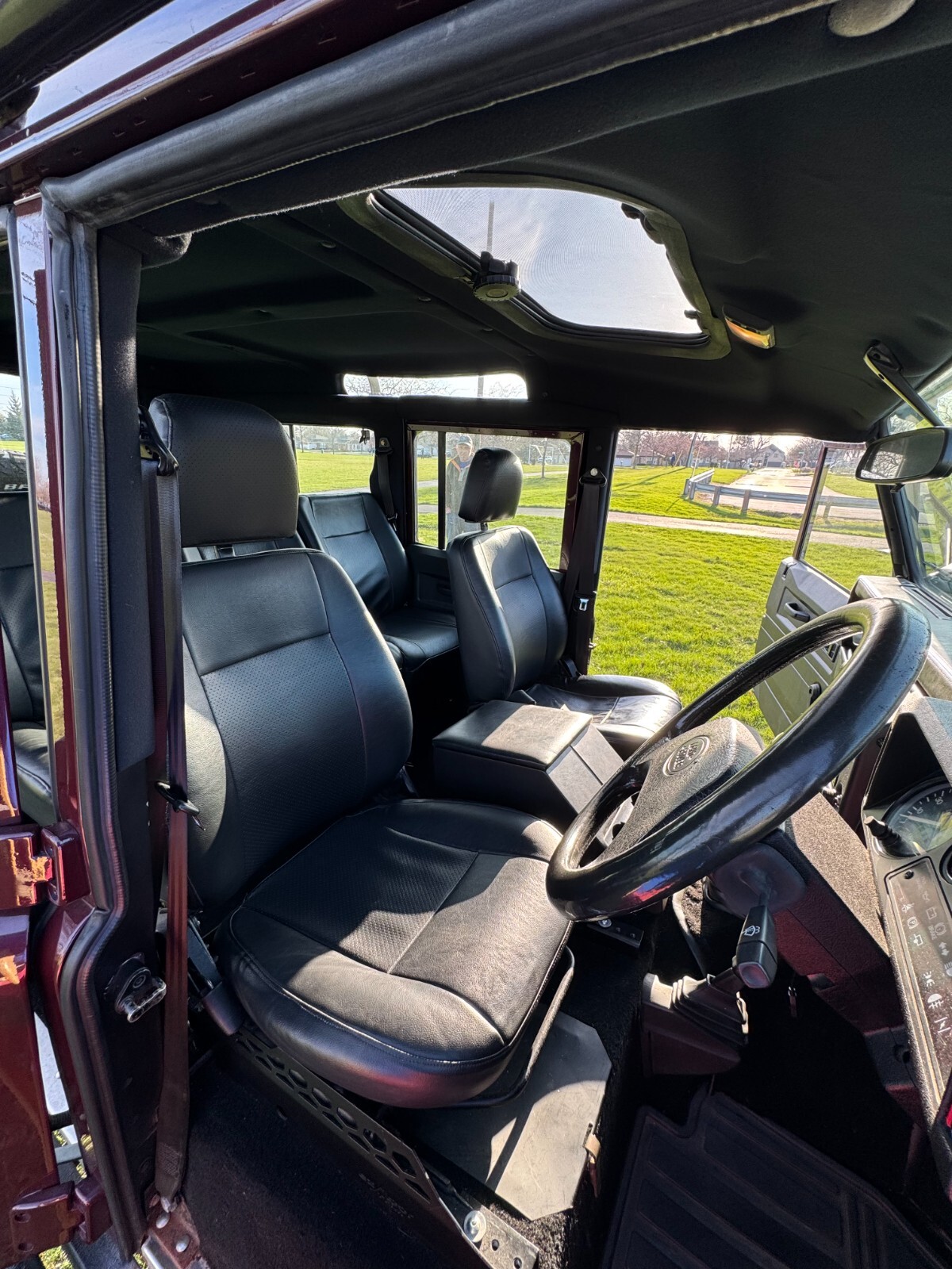 Land-Rover-Defender-1995-SUV-12