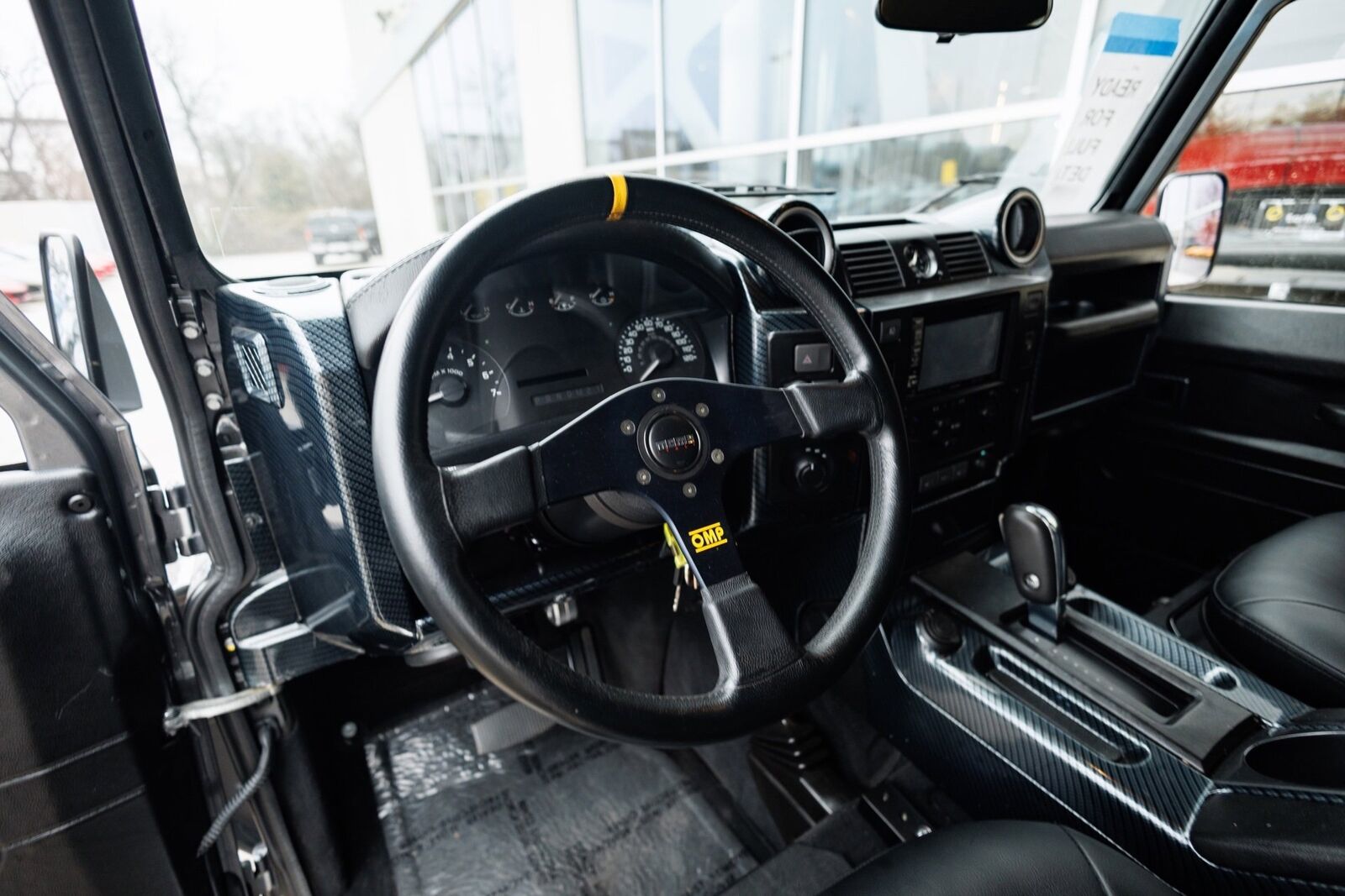 Land-Rover-Defender-1995-SUV-19