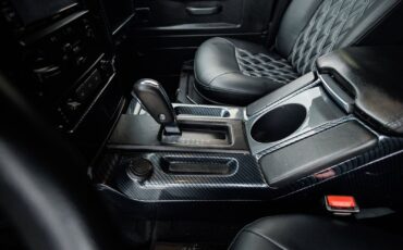 Land-Rover-Defender-1995-SUV-24
