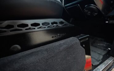 Land-Rover-Defender-1995-SUV-29