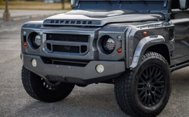 Land-Rover-Defender-1995-SUV-5