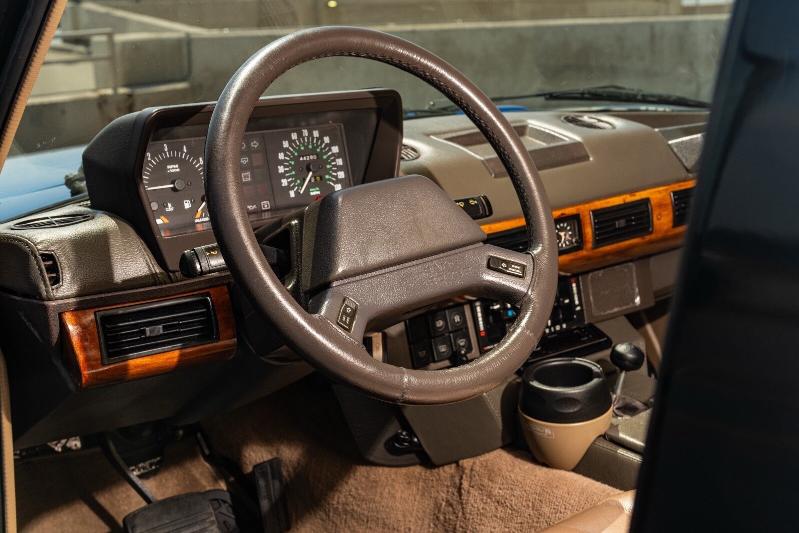 Land-Rover-Range-Rover-1990-24