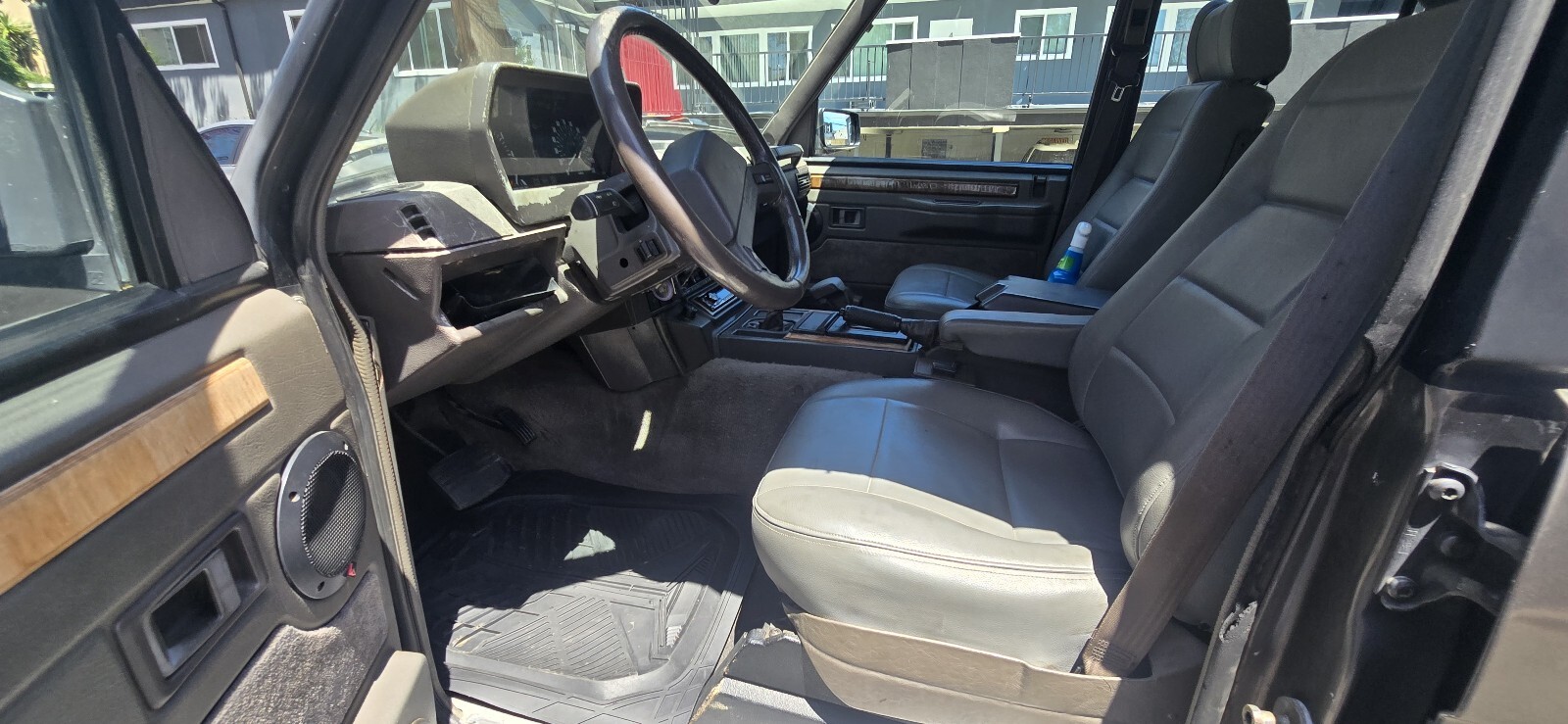 Land-Rover-Range-Rover-1990-4