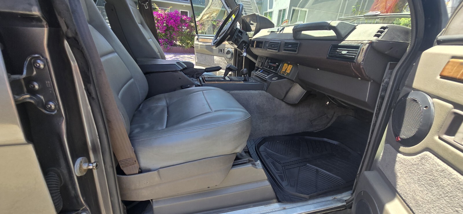 Land-Rover-Range-Rover-1990-5